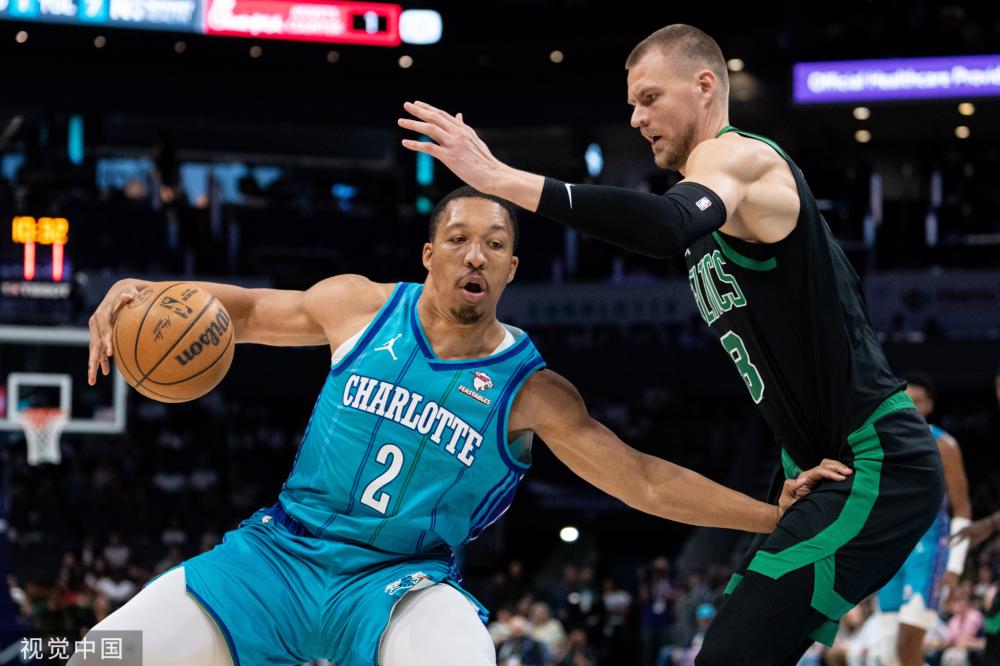 伯恩的表现 伯恩的表现