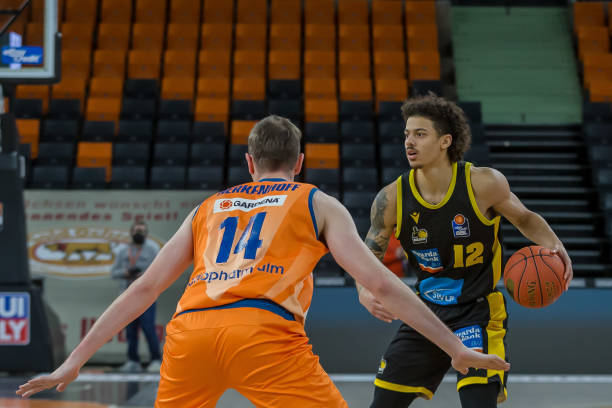 逐步建立优 逐步建立优