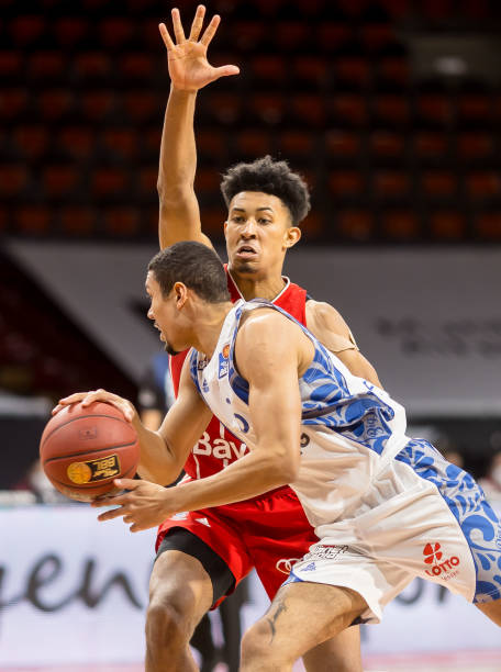 防守韧性与 防守韧性与