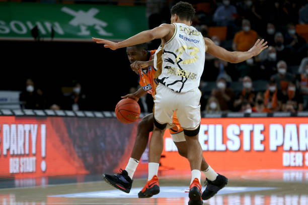 拥有资深球 拥有资深球