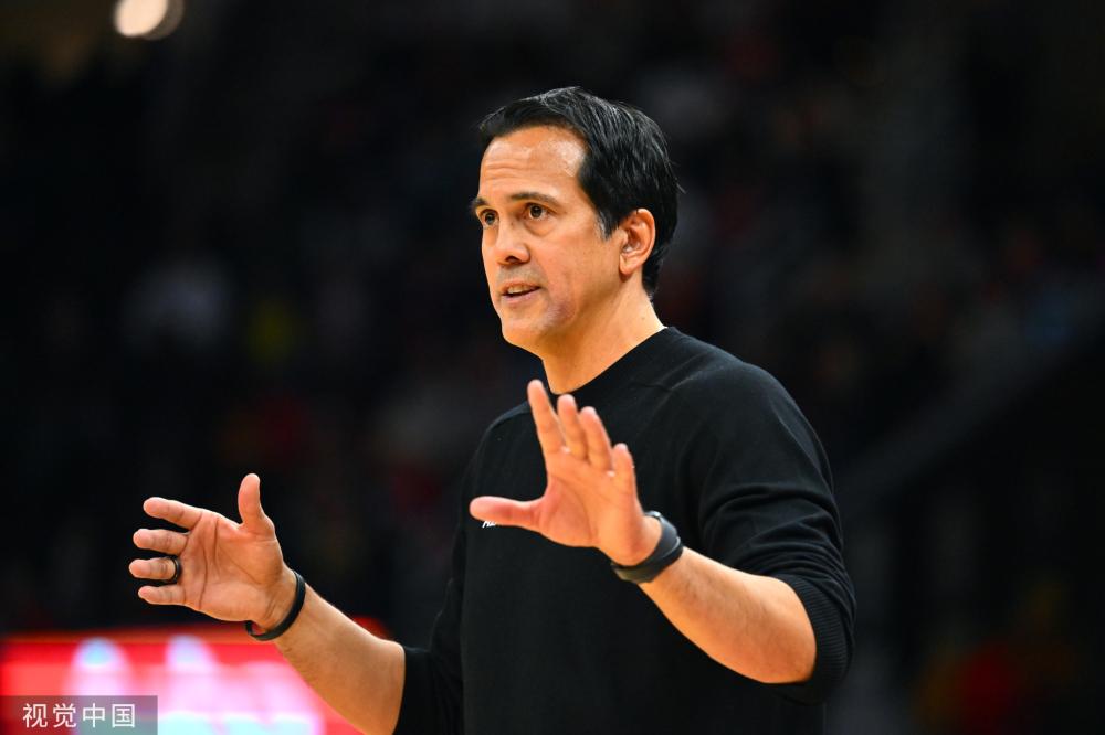 表现稳定的 表现稳定的